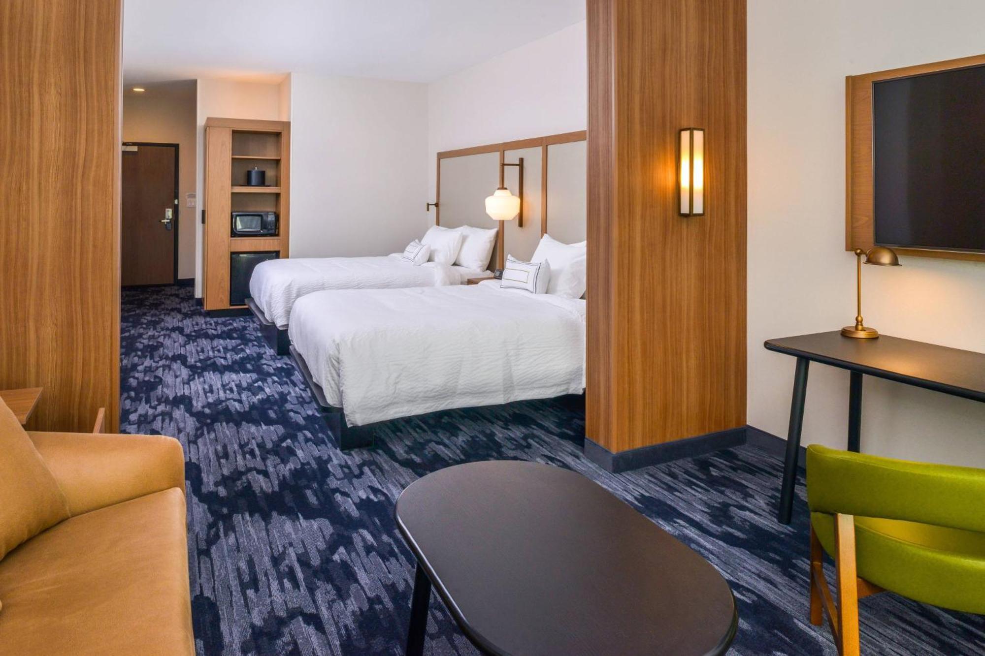 Fairfield & By Marriott Worth Southwest At Cityview 3*